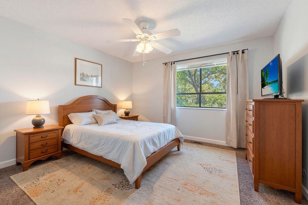 En Venta: $295,000 (2 camas, 2 baños, 1054 Pies cuadrados)