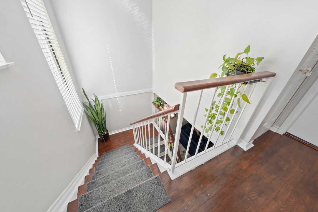 En Venta: $295,000 (2 camas, 2 baños, 1054 Pies cuadrados)