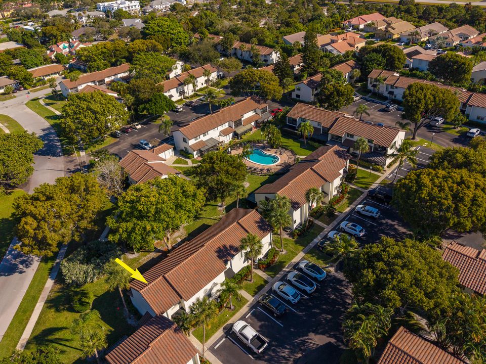 En Venta: $295,000 (2 camas, 2 baños, 1054 Pies cuadrados)