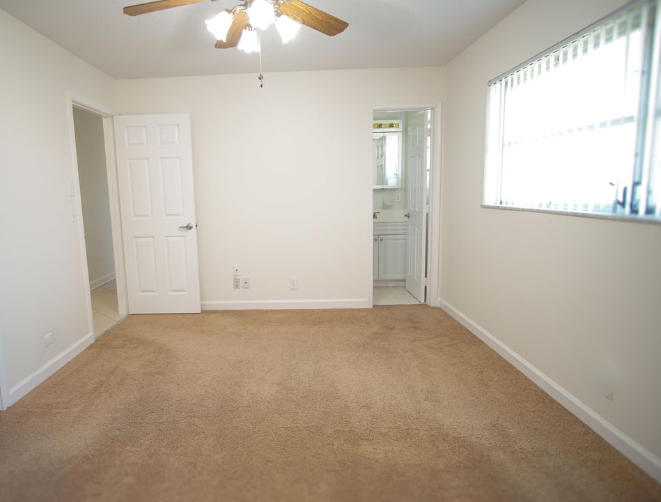 For Sale: $475,000 (3 beds, 2 baths, 1578 Square Feet)