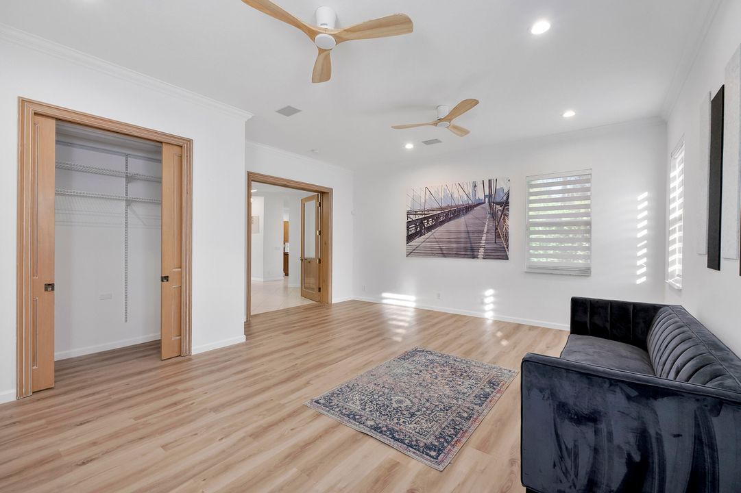 На продажу: $1,299,000 (7 спален, 4 ванн, 4052 Квадратных фут)