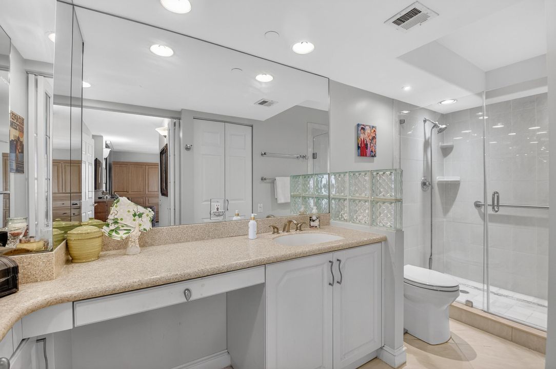 На продажу: $849,000 (2 спален, 2 ванн, 1305 Квадратных фут)