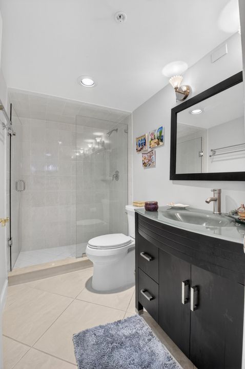 На продажу: $849,000 (2 спален, 2 ванн, 1305 Квадратных фут)