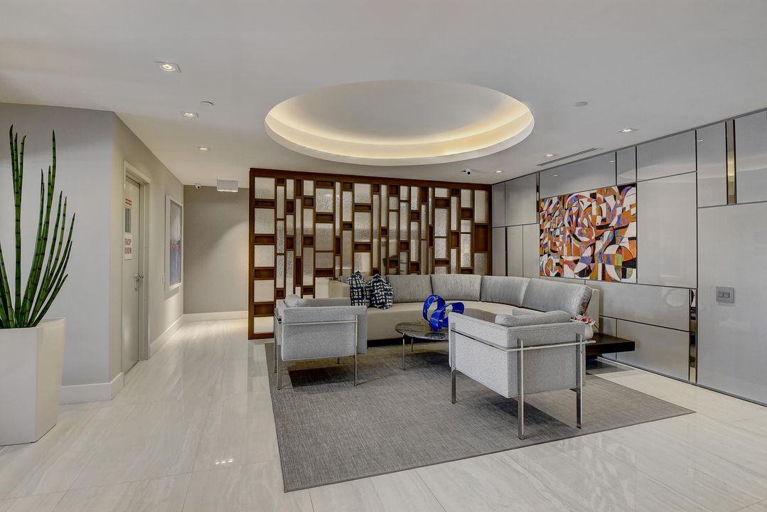 На продажу: $849,000 (2 спален, 2 ванн, 1305 Квадратных фут)