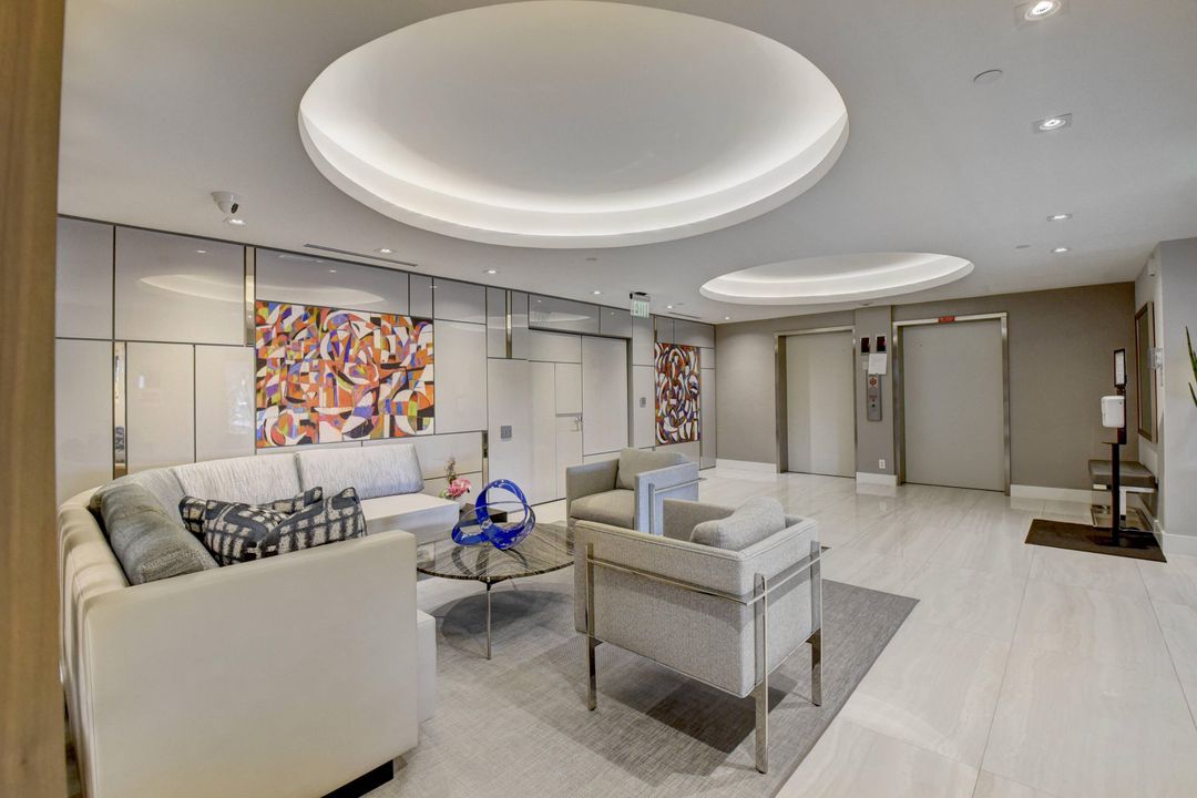 На продажу: $849,000 (2 спален, 2 ванн, 1305 Квадратных фут)