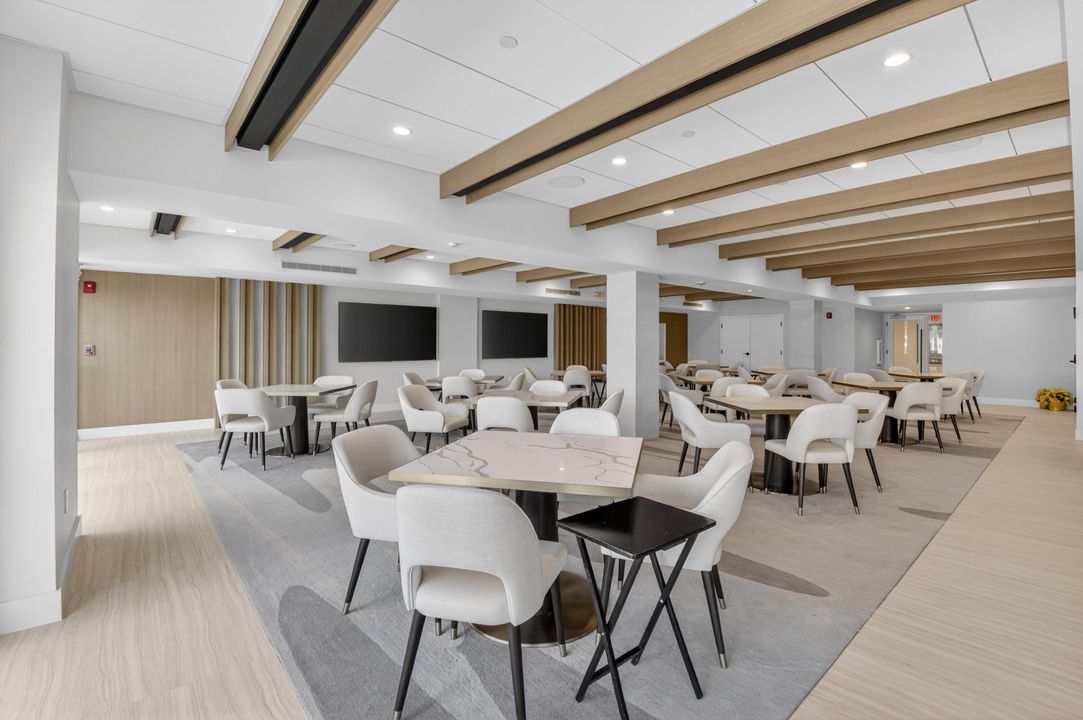 На продажу: $849,000 (2 спален, 2 ванн, 1305 Квадратных фут)