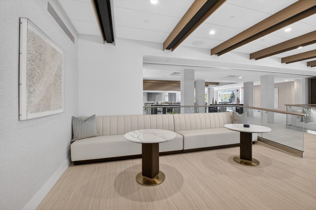 На продажу: $849,000 (2 спален, 2 ванн, 1305 Квадратных фут)