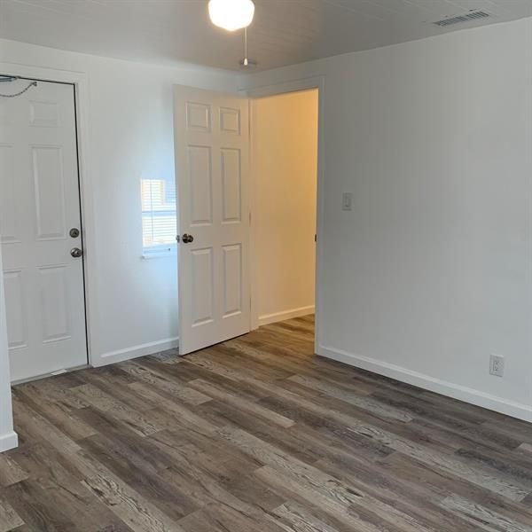 В аренду: $2,850 (3 спален, 2 ванн, 1200 Квадратных фут)