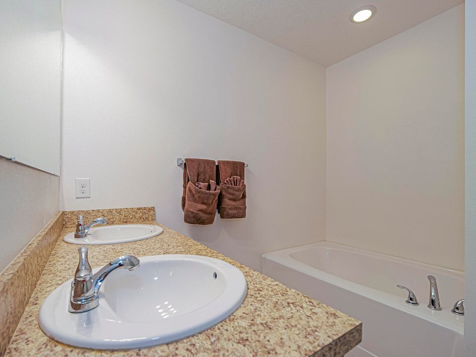 For Sale: $629,900 (4 beds, 3 baths, 2447 Square Feet)