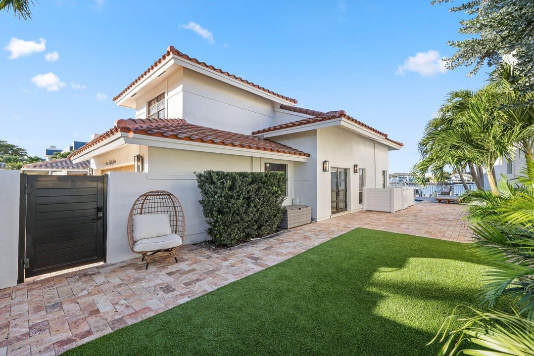 En Venta: $2,490,000 (3 camas, 3 baños, 2257 Pies cuadrados)