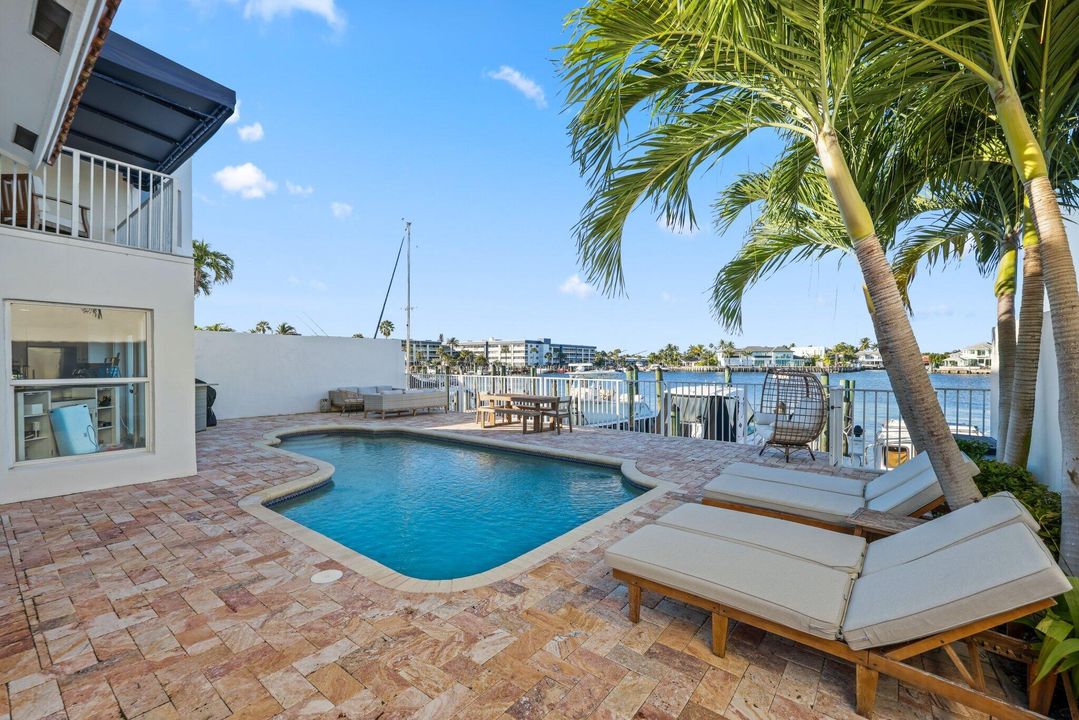 En Venta: $2,490,000 (3 camas, 3 baños, 2257 Pies cuadrados)