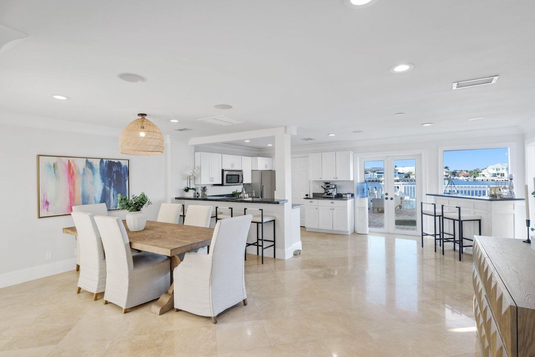 En Venta: $2,490,000 (3 camas, 3 baños, 2257 Pies cuadrados)