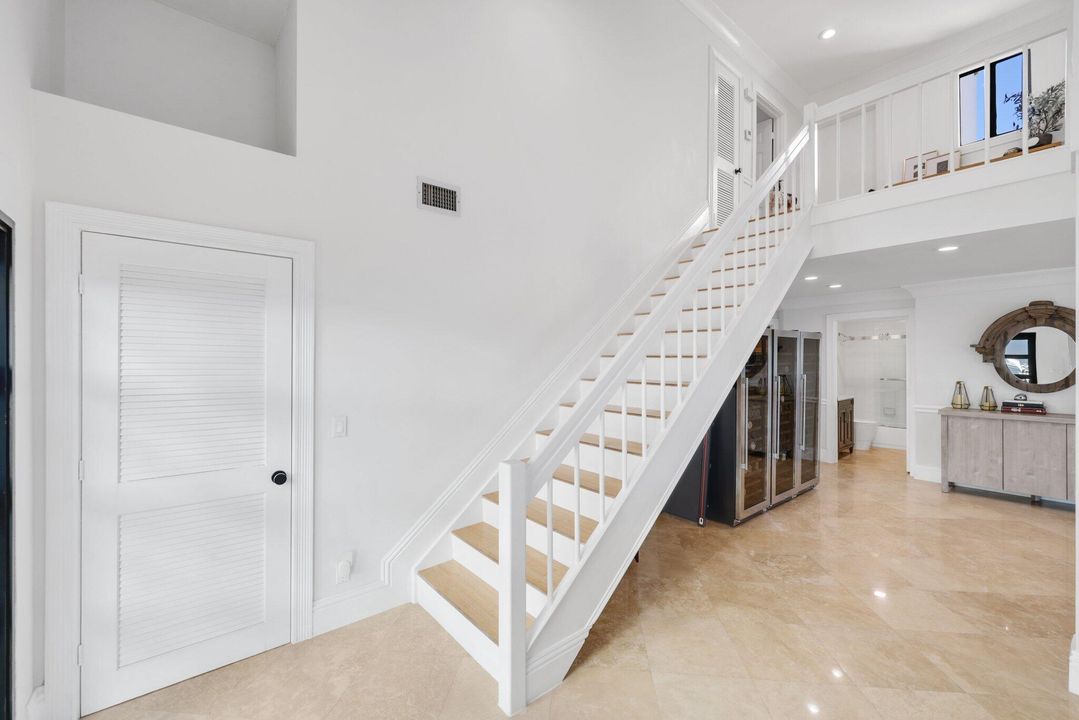 En Venta: $2,490,000 (3 camas, 3 baños, 2257 Pies cuadrados)