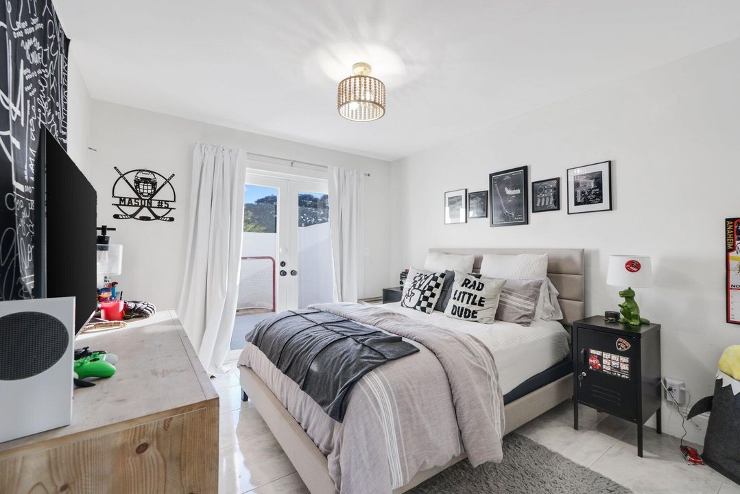 En Venta: $2,490,000 (3 camas, 3 baños, 2257 Pies cuadrados)