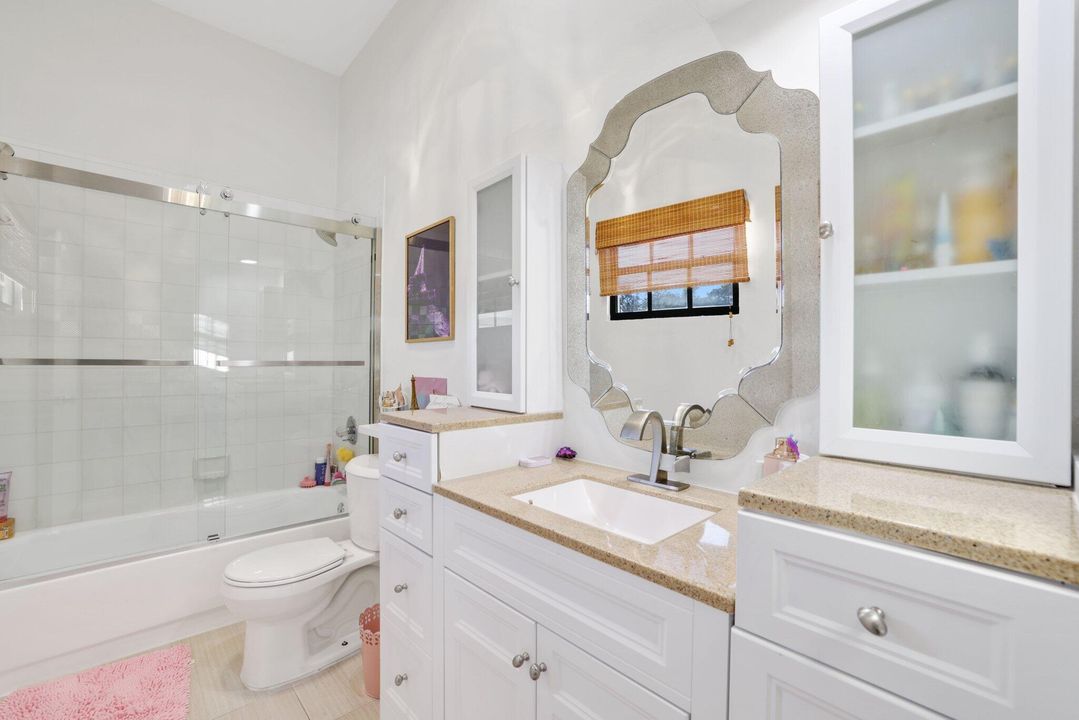 En Venta: $2,490,000 (3 camas, 3 baños, 2257 Pies cuadrados)