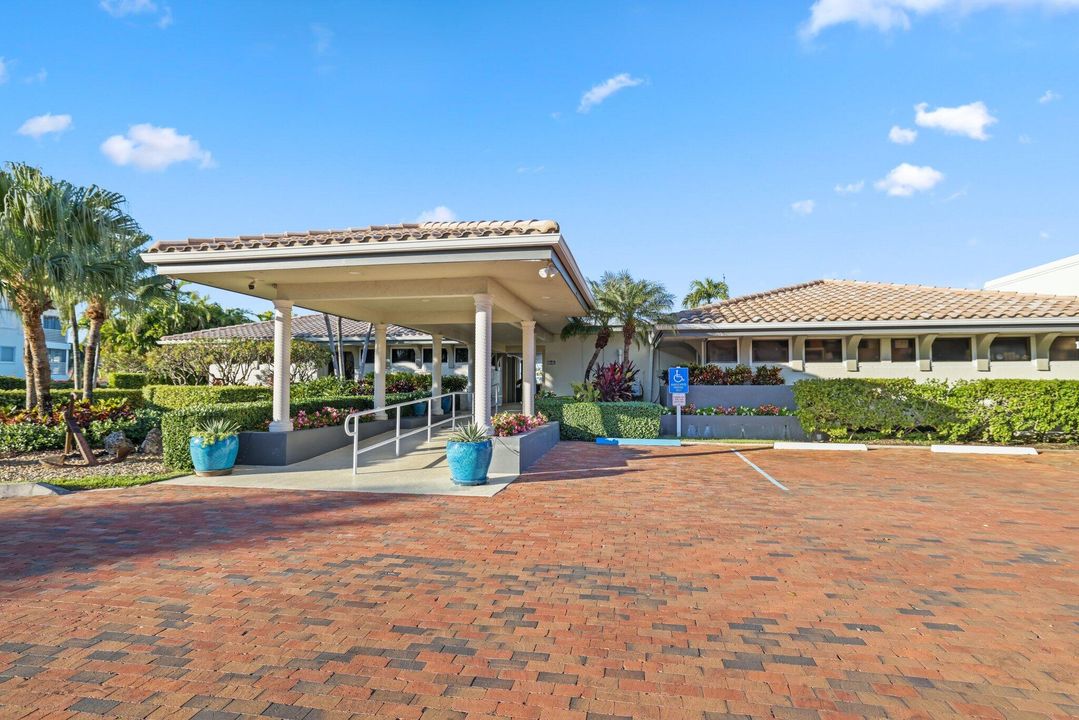 En Venta: $2,490,000 (3 camas, 3 baños, 2257 Pies cuadrados)