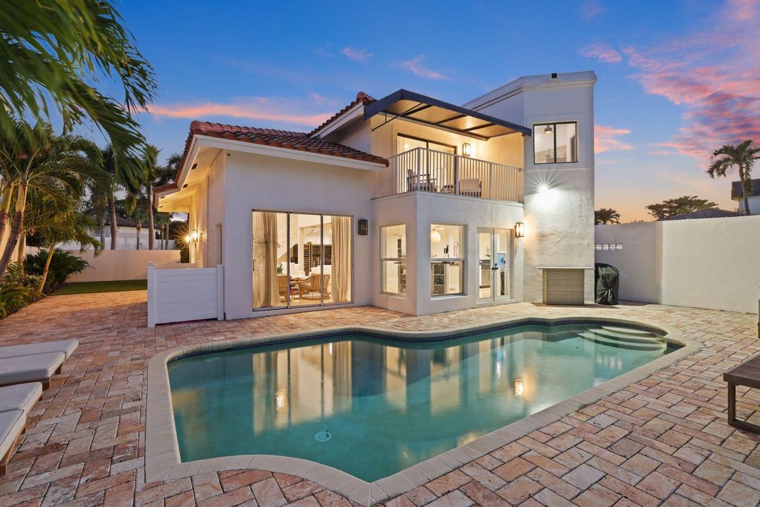 En Venta: $2,490,000 (3 camas, 3 baños, 2257 Pies cuadrados)