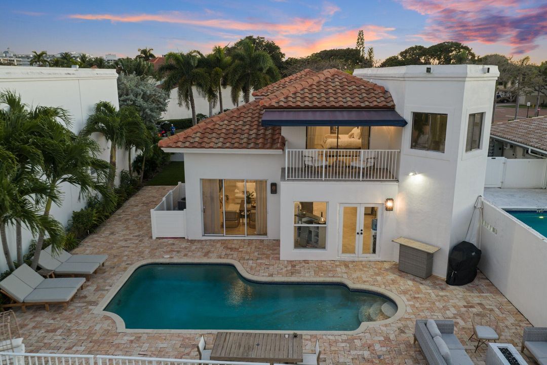 En Venta: $2,490,000 (3 camas, 3 baños, 2257 Pies cuadrados)