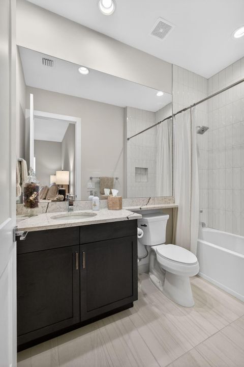 En Venta: $2,200,000 (4 camas, 4 baños, 3214 Pies cuadrados)