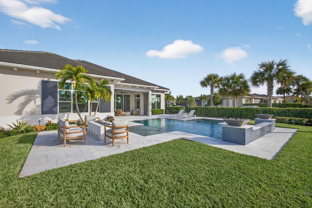 En Venta: $2,200,000 (4 camas, 4 baños, 3214 Pies cuadrados)