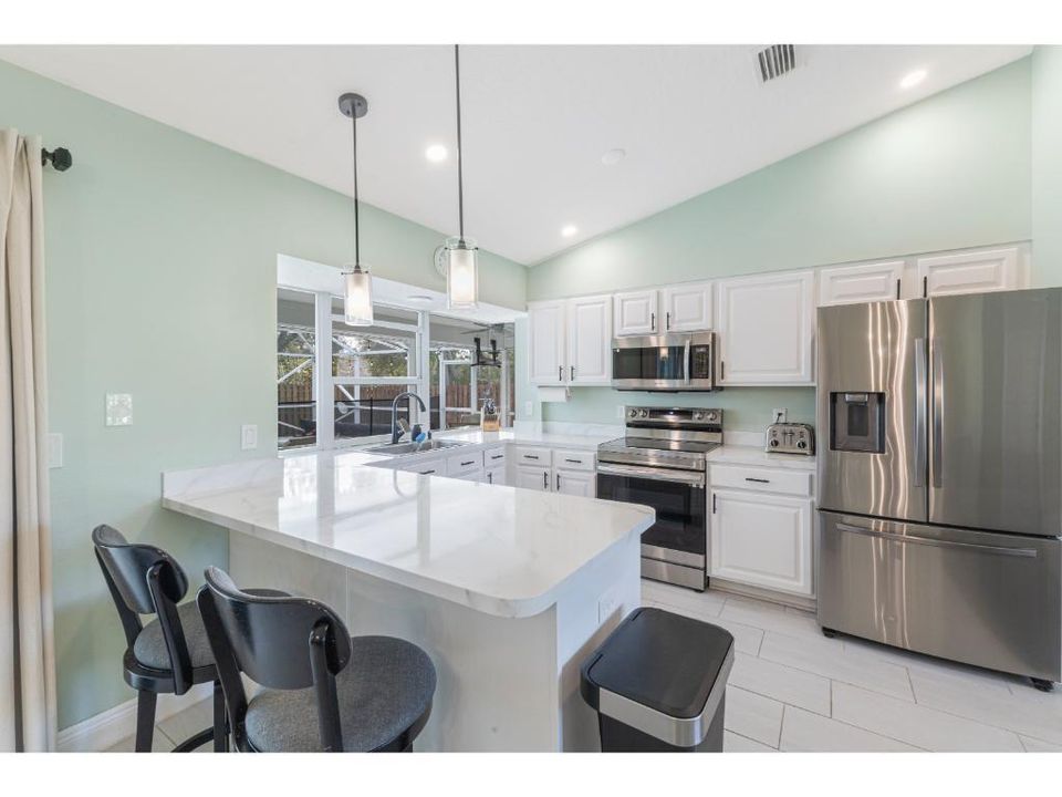 For Sale: $439,900 (3 beds, 2 baths, 1342 Square Feet)