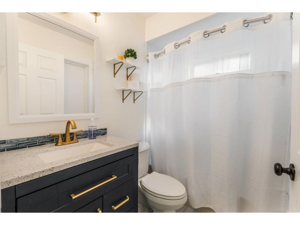 For Sale: $439,900 (3 beds, 2 baths, 1342 Square Feet)