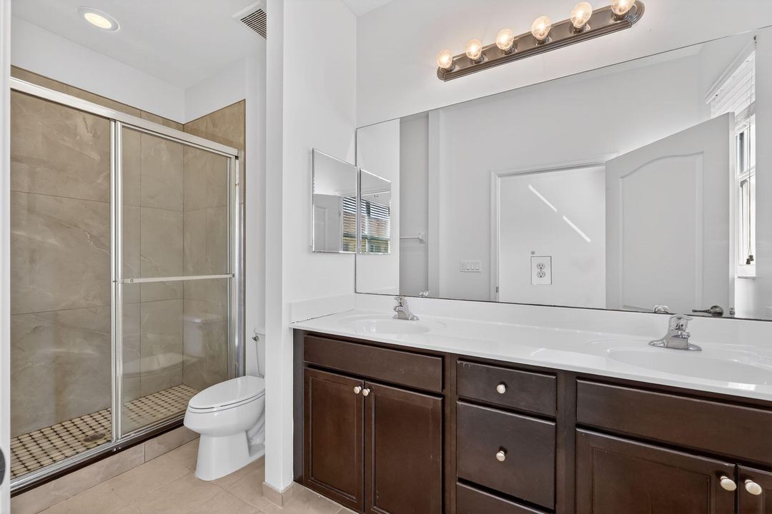 В аренду: $2,500 (3 спален, 2 ванн, 1609 Квадратных фут)