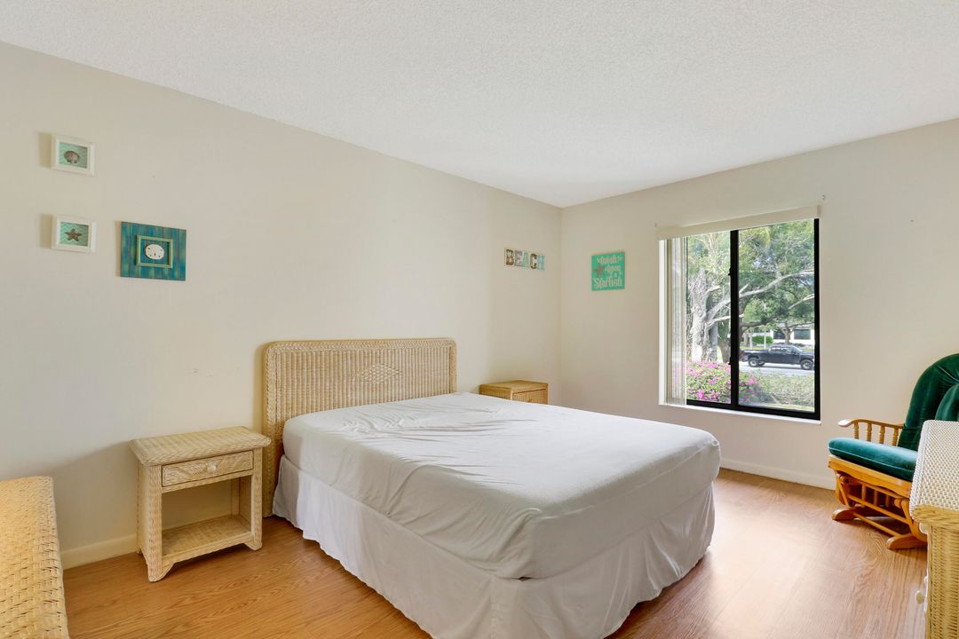 For Rent: $1,650 (1 beds, 1 baths, 830 Square Feet)