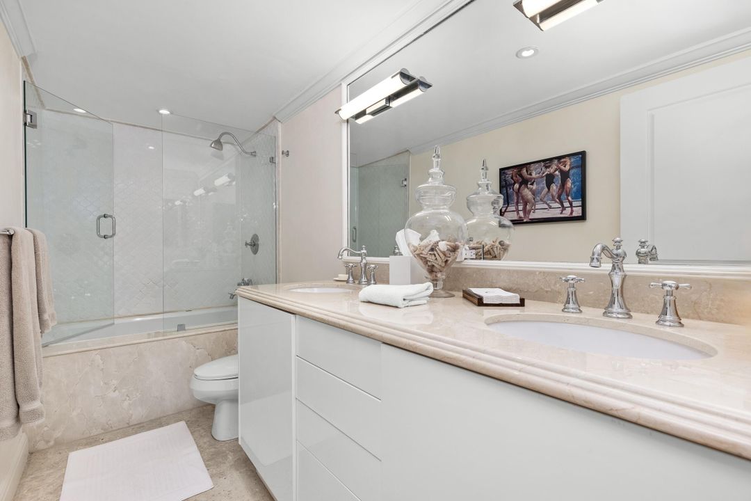 На продажу: $2,750,000 (2 спален, 2 ванн, 1438 Квадратных фут)