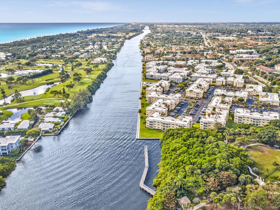 待售: $439,900 (2 贝兹, 2 浴室, 1200 平方英尺)