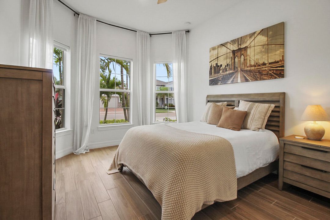 待售: $835,000 (3 贝兹, 2 浴室, 2298 平方英尺)