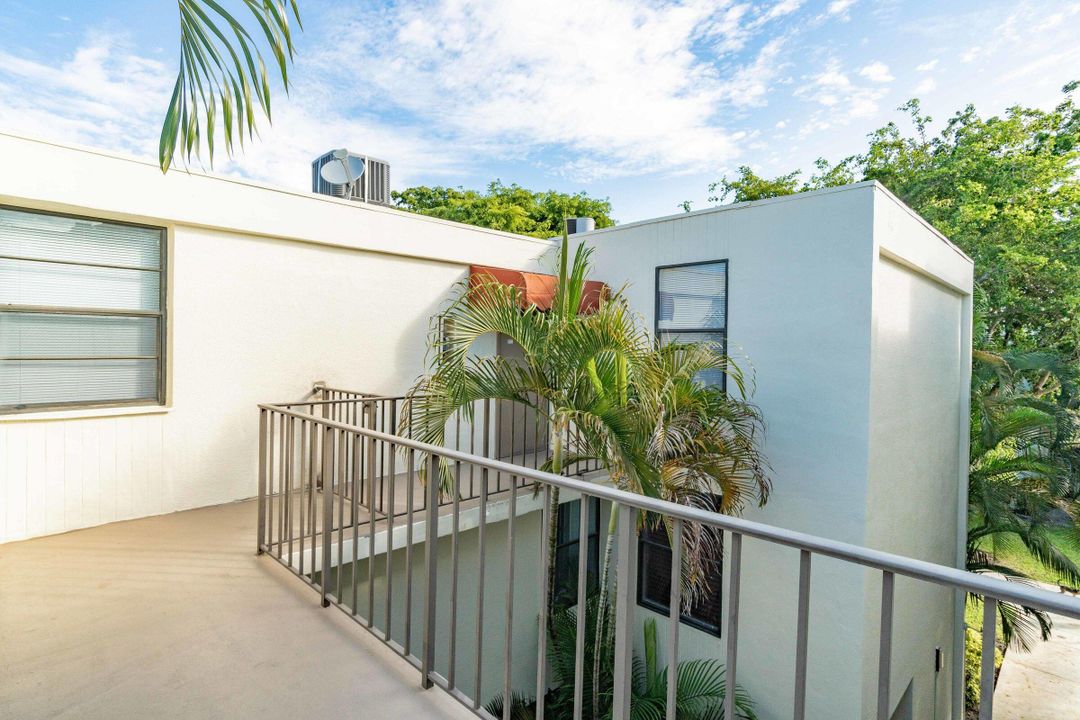 For Sale: $225,000 (3 beds, 2 baths, 1380 Square Feet)