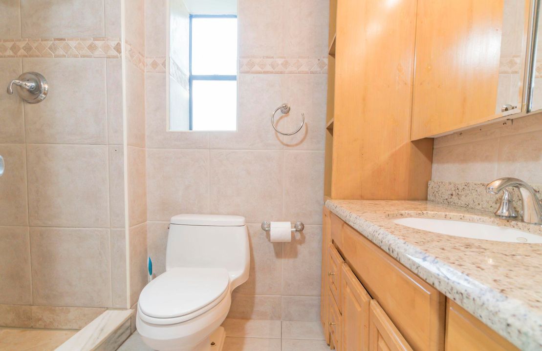 For Sale: $225,000 (3 beds, 2 baths, 1380 Square Feet)