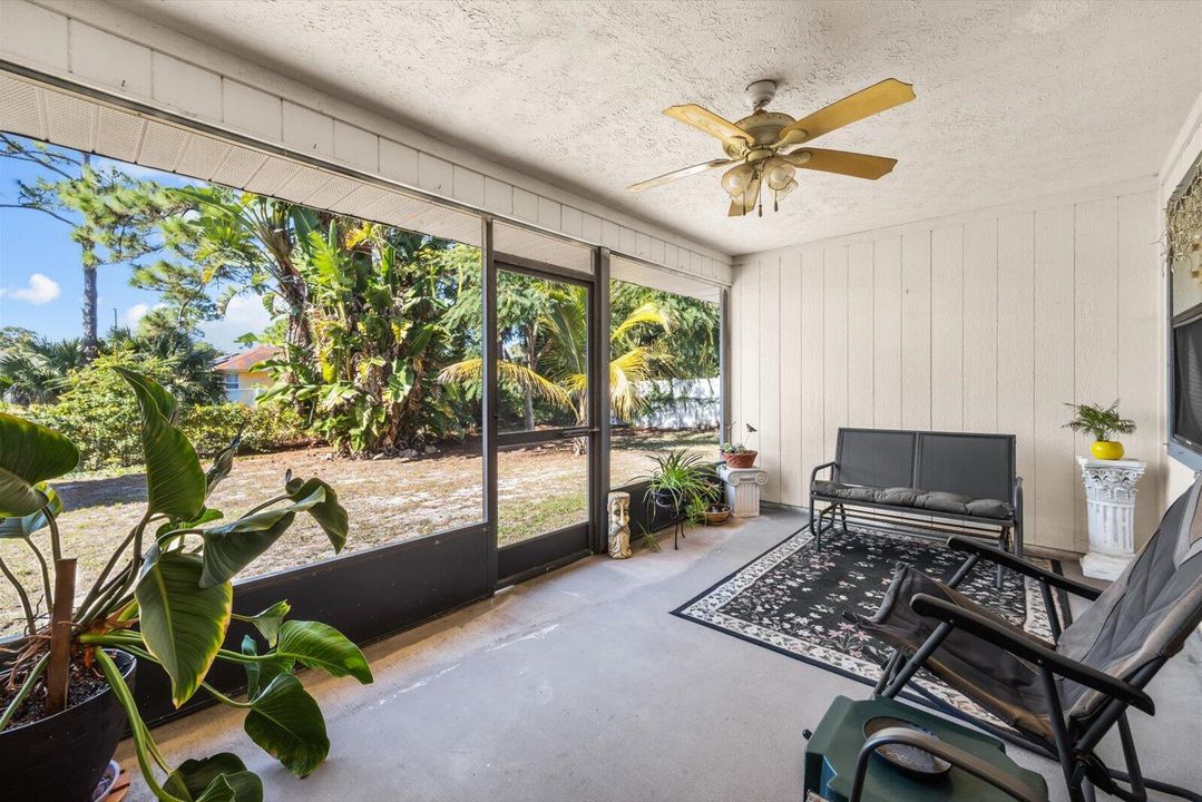 待售: $320,000 (3 贝兹, 2 浴室, 1732 平方英尺)