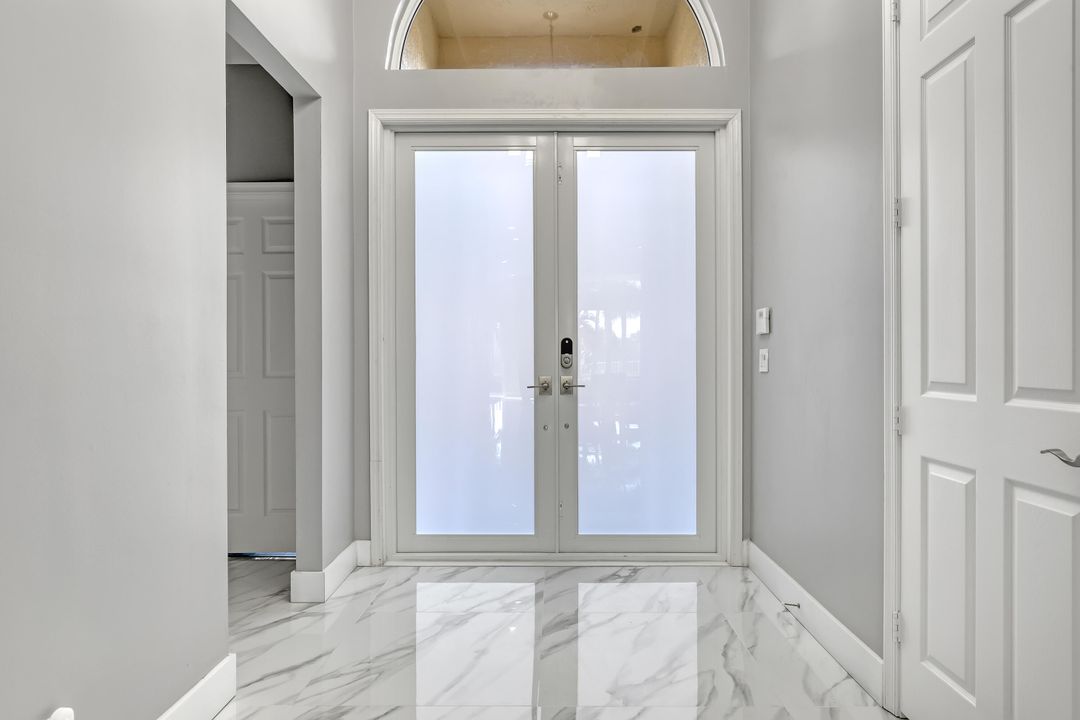 For Sale: $619,000 (3 beds, 2 baths, 1990 Square Feet)