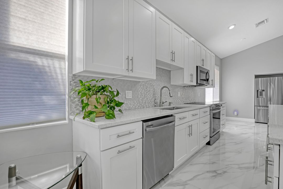 For Sale: $619,000 (3 beds, 2 baths, 1990 Square Feet)