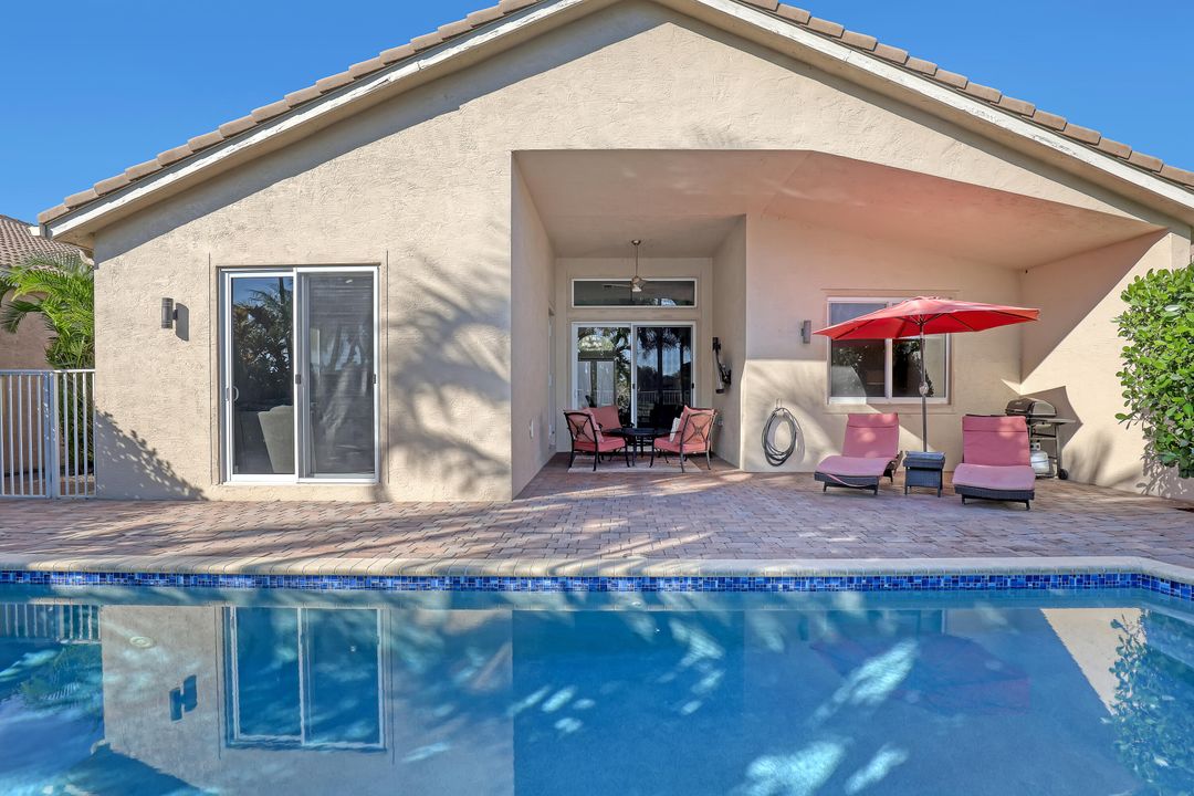 For Sale: $619,000 (3 beds, 2 baths, 1990 Square Feet)