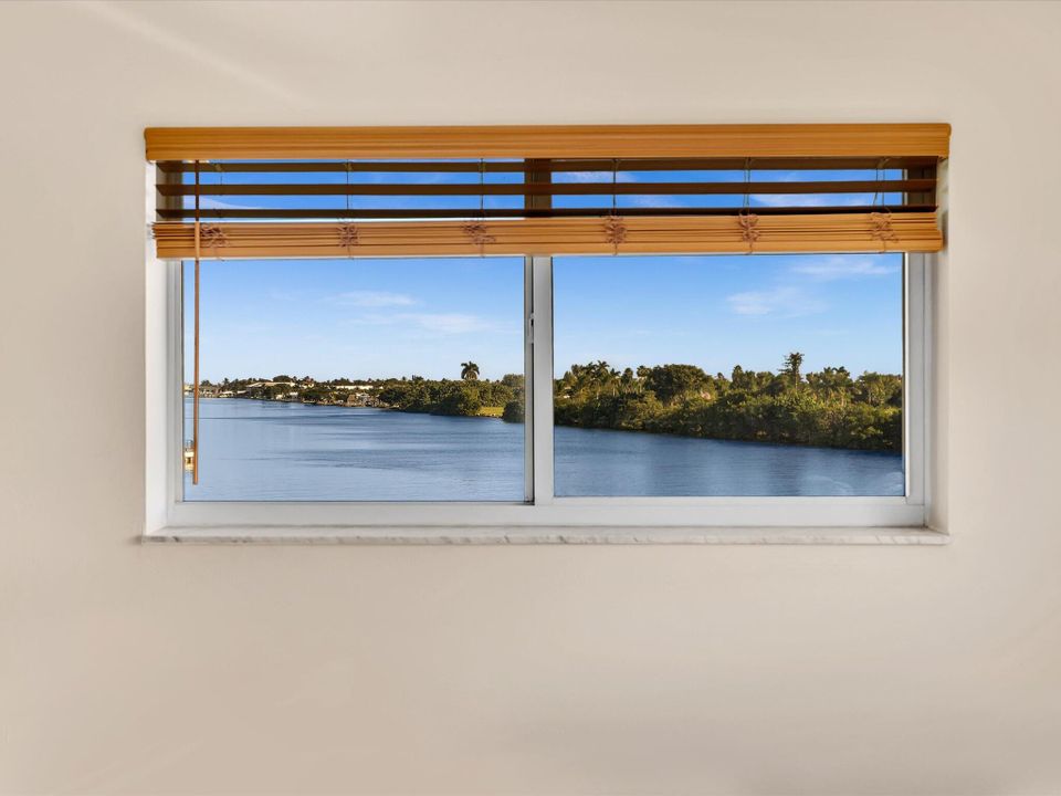 待售: $439,900 (2 贝兹, 2 浴室, 1200 平方英尺)