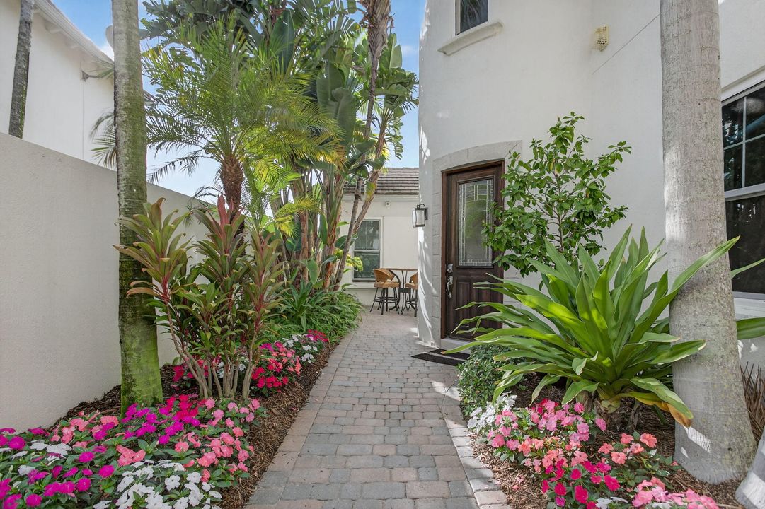 待售: $1,099,995 (3 贝兹, 2 浴室, 2300 平方英尺)