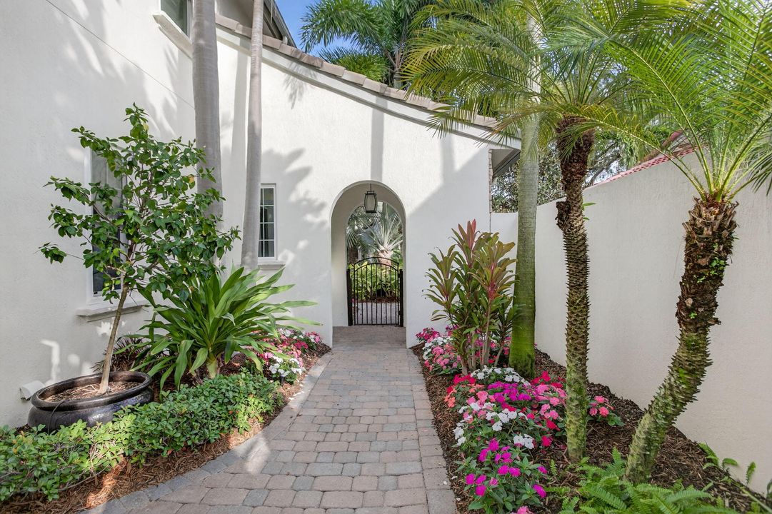 待售: $1,099,995 (3 贝兹, 2 浴室, 2300 平方英尺)