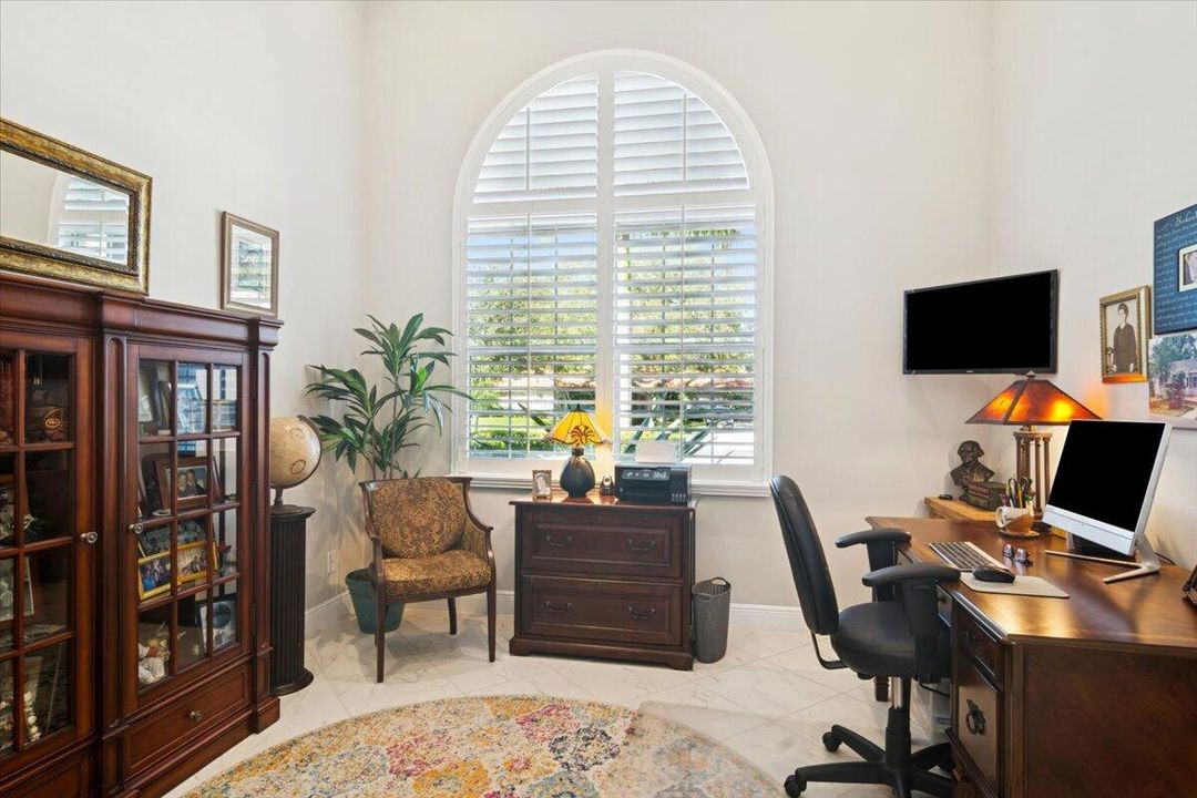 For Sale: $1,175,000 (3 beds, 3 baths, 2794 Square Feet)