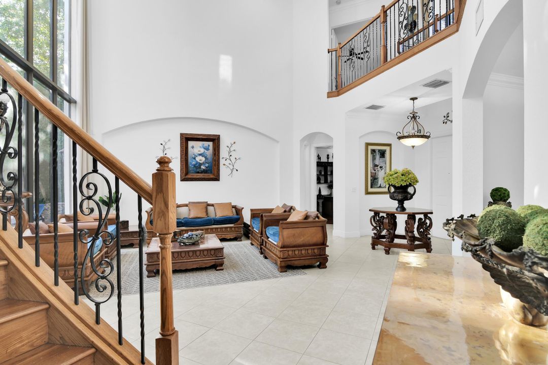 For Rent: $9,000 (6 beds, 4 baths, 4709 Square Feet)