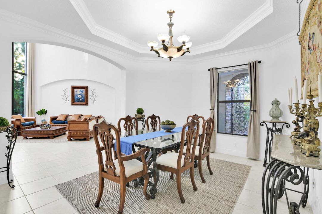 For Rent: $9,000 (6 beds, 4 baths, 4709 Square Feet)