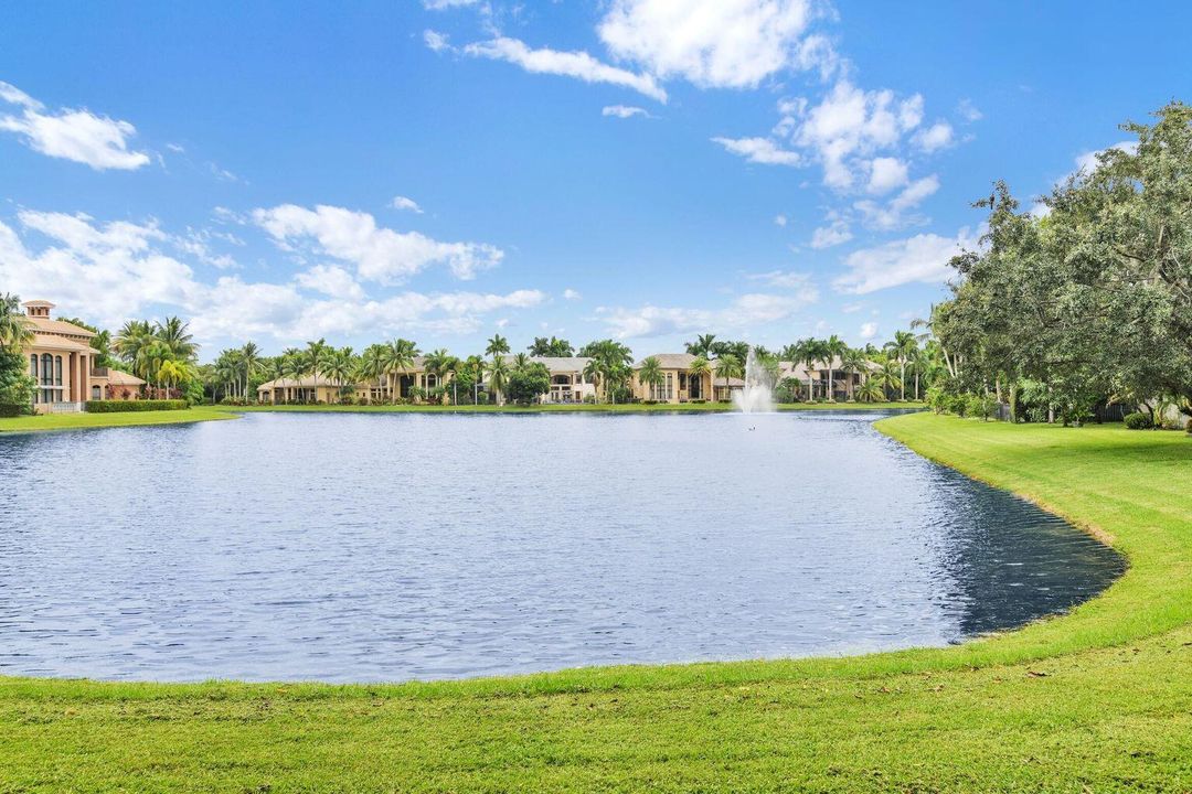 For Rent: $9,000 (6 beds, 4 baths, 4709 Square Feet)