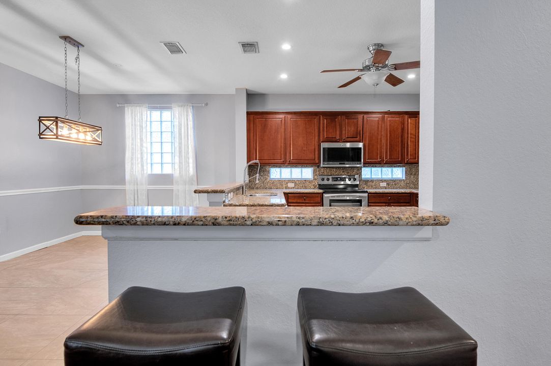 For Sale: $749,735 (5 beds, 3 baths, 3039 Square Feet)