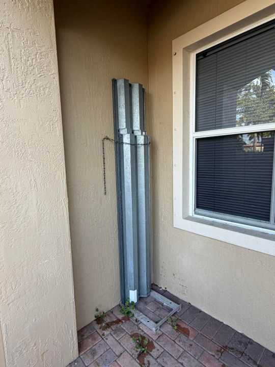 На продажу: $270,000 (2 спален, 2 ванн, 1086 Квадратных фут)