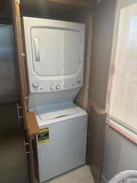 For Rent: $2,900 (2 beds, 2 baths, 1187 Square Feet)