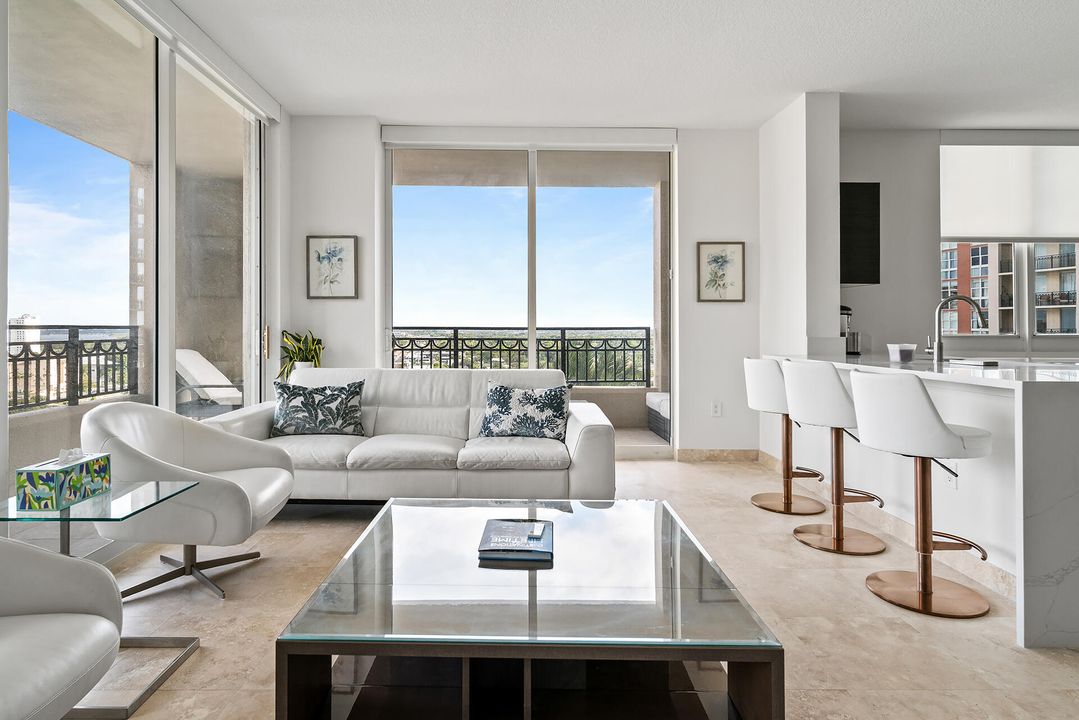 For Sale: $1,500,000 (3 beds, 2 baths, 1709 Square Feet)