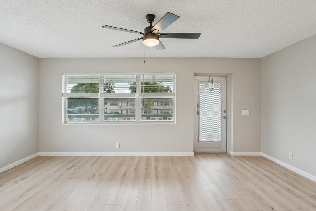 En Venta: $95,000 (1 camas, 1 baños, 646 Pies cuadrados)