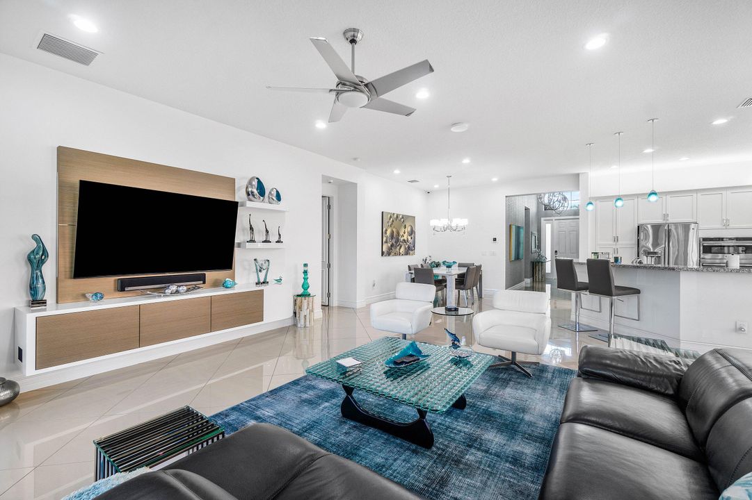 For Sale: $1,049,000 (3 beds, 3 baths, 2309 Square Feet)